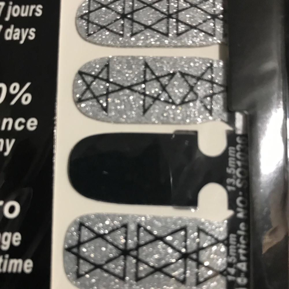 Nails  strips